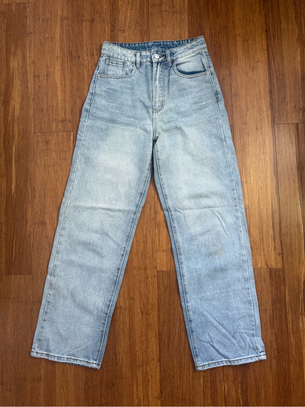 Women’s high rise baggy wide leg jeans